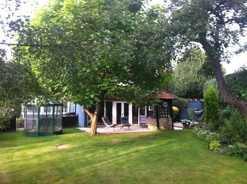 Bonningtons Stansted Self Catering Hotel Stansted Mountfitchet Habitación foto